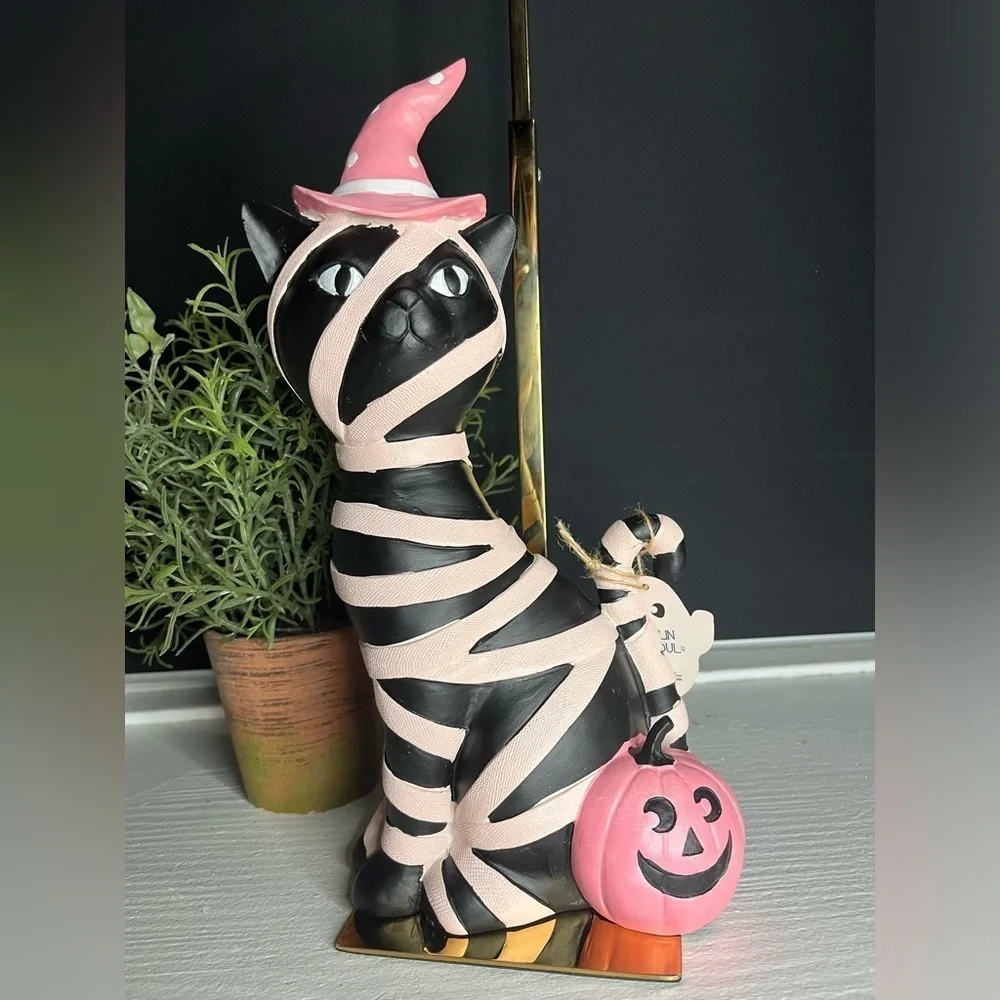 Black Cat Halloween Mummy Statue with Pink Pumpkin NWT 12.5” Tabletop Decor - Picture 2 of 4